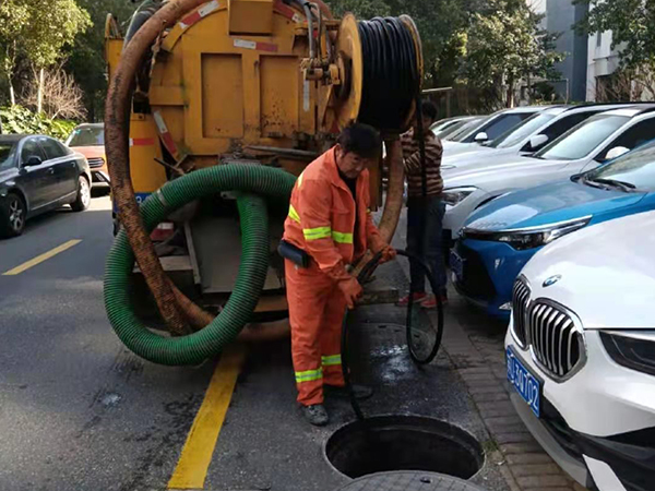 东昌排污管道清淤